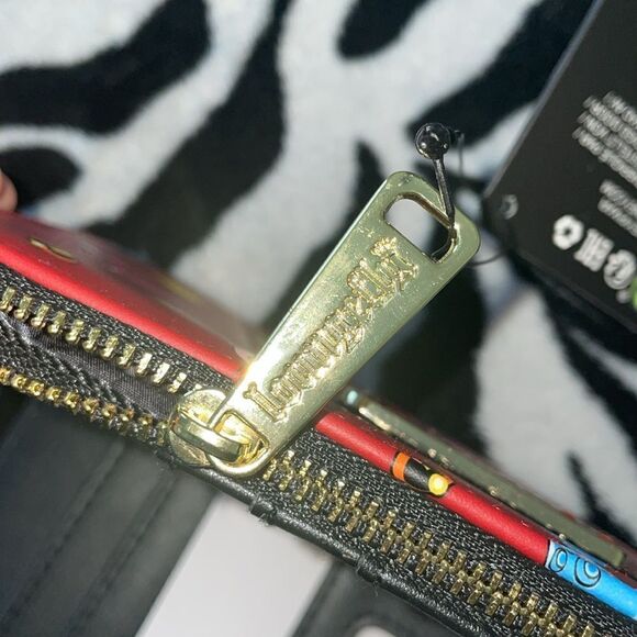 Pixar incredibles Brand new jack jack hard tag red loungefly faux leather wallet - Picture 4 of 14